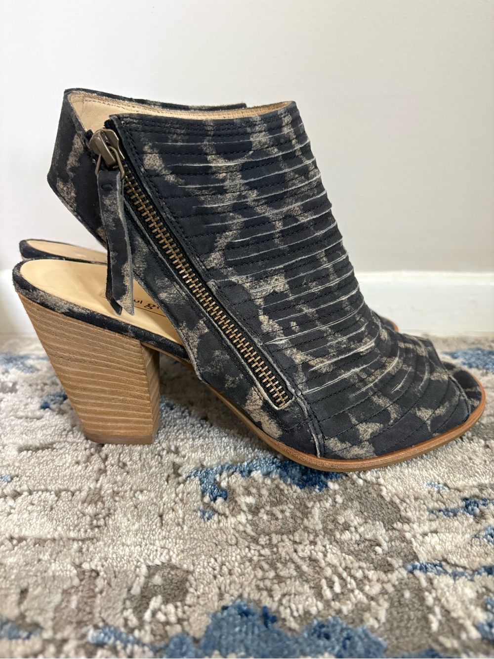 Paul Green Cayanne Patterned Peep-Toe Block Heel Sandals 6.5